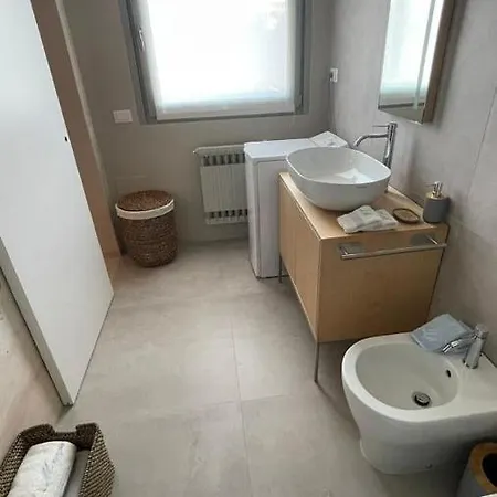 La Mirage ديسينسانو ديل غاردا